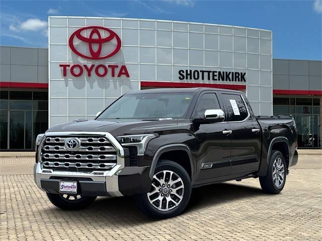 2022 Toyota Tundra 1794 Edition Hybrid 4WD photo