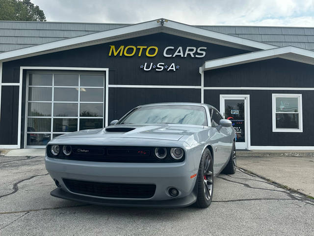 2022 Dodge Challenger R/T Scat Pack RWD photo