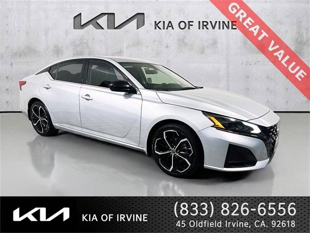 2023 Nissan Altima 2.5 SR FWD photo