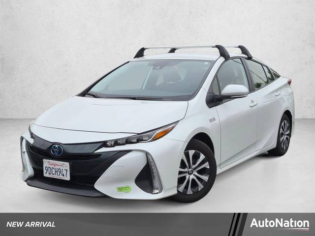 2022 Toyota Prius Prime XLE FWD photo
