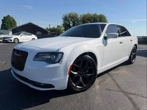 2021 Chrysler 300 300S RWD photo