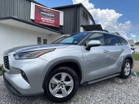 2021 Toyota Highlander LE FWD photo