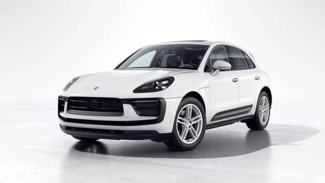 2023 Porsche Macan  AWD photo