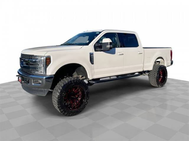 2018 Ford F-350 Super Duty LARIAT 4WD photo