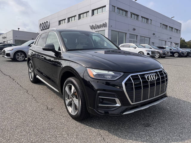 2023 Audi Q5 Premium Plus AWD photo