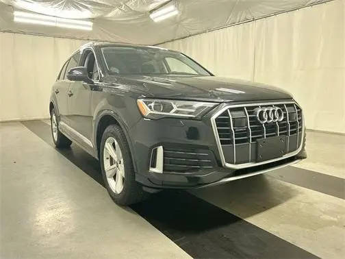 2023 Audi Q7 Premium AWD photo