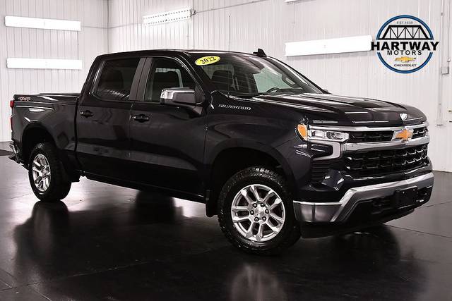 2022 Chevrolet Silverado 1500 LT 4WD photo