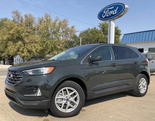 2022 Ford Edge SEL AWD photo