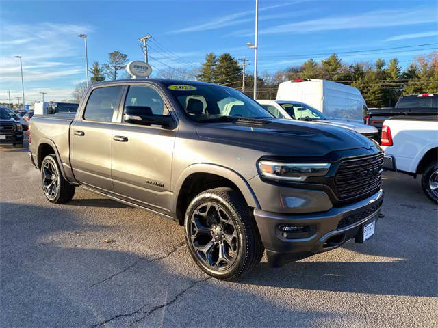 2022 Ram 1500 Limited 4WD photo