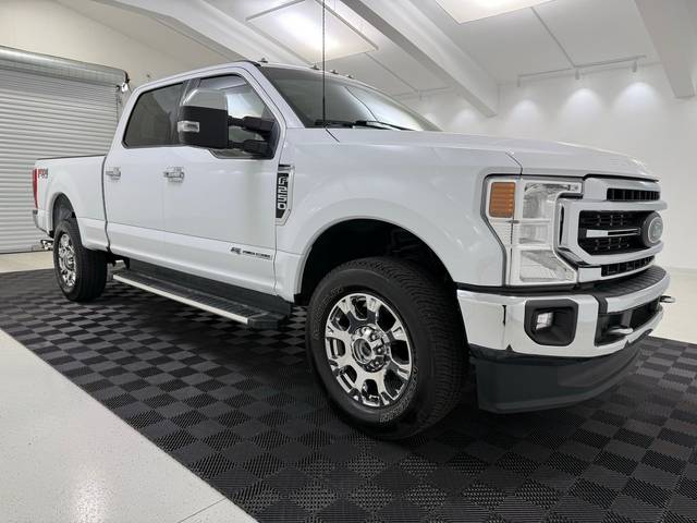2022 Ford F-250 Super Duty LARIAT 4WD photo