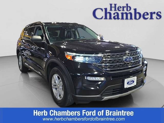 2022 Ford Explorer XLT 4WD photo