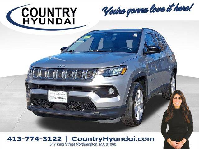 2022 Jeep Compass Latitude FWD photo