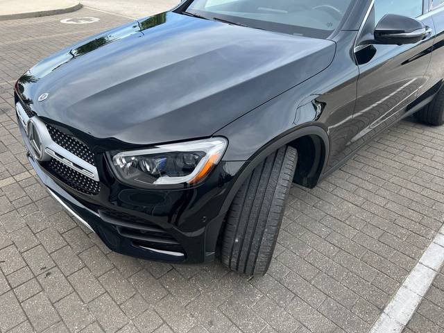2022 Mercedes-Benz GLC-Class GLC 300 AWD photo