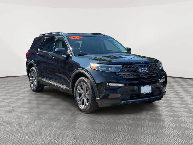 2022 Ford Explorer XLT 4WD photo