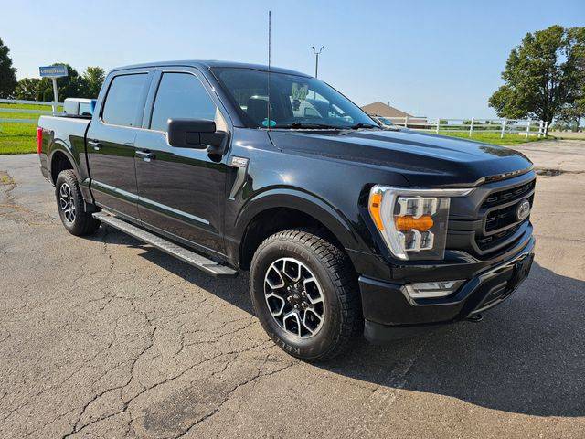 2022 Ford F-150 XLT 4WD photo