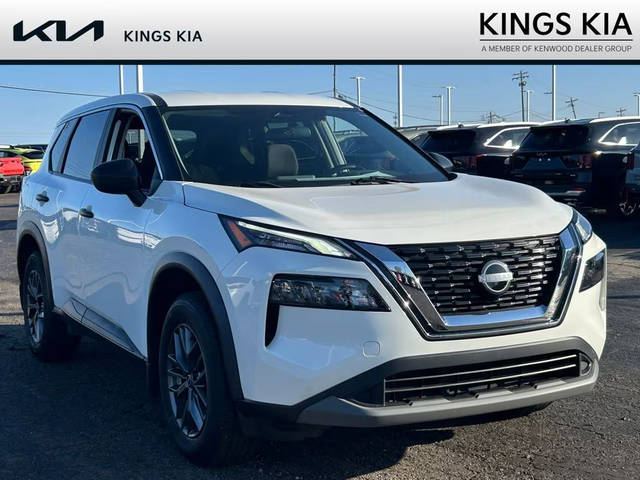 2023 Nissan Rogue S AWD photo