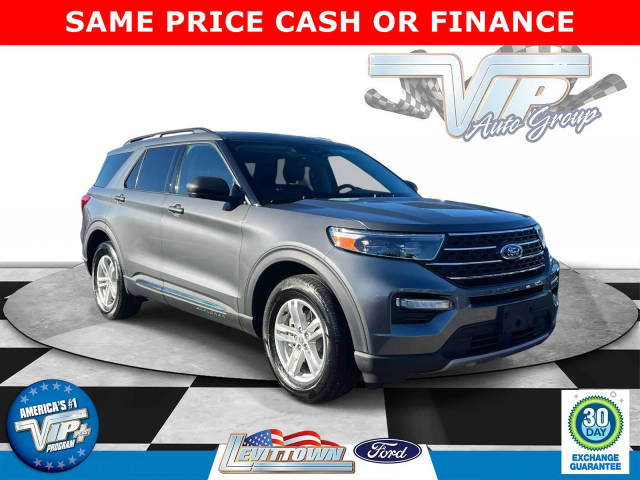 2022 Ford Explorer XLT 4WD photo