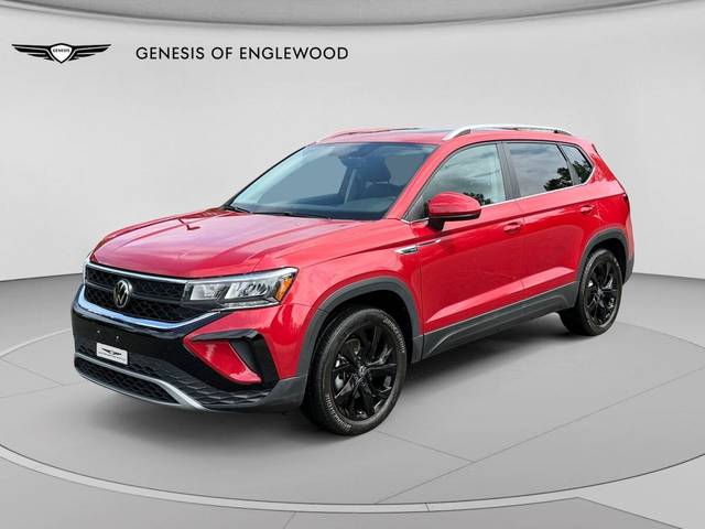2022 Volkswagen Taos SE AWD photo