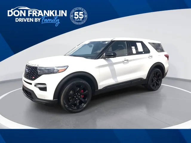 2022 Ford Explorer ST 4WD photo