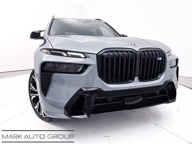 2023 BMW X7 M60i AWD photo