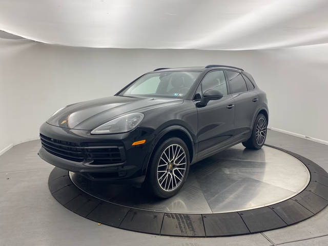 2023 Porsche Cayenne  AWD photo