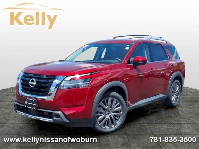 2023 Nissan Pathfinder SL 4WD photo