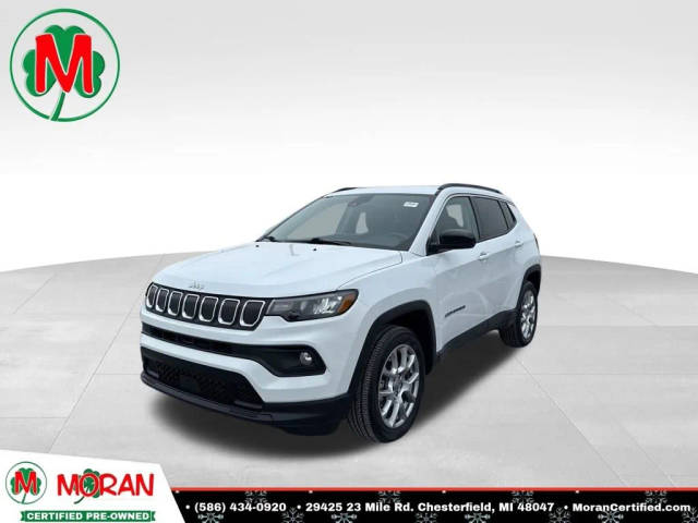 2022 Jeep Compass Latitude Lux 4WD photo