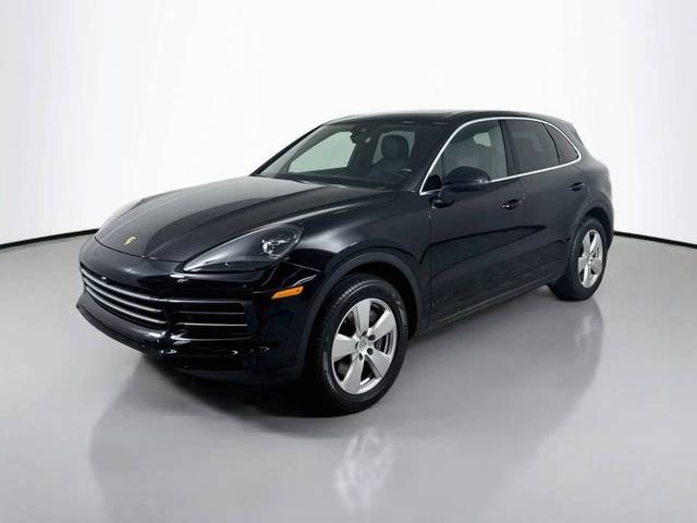 2023 Porsche Cayenne  AWD photo