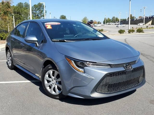 2022 Toyota Corolla LE FWD photo