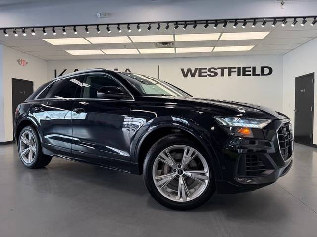2023 Audi Q8 Premium Plus AWD photo