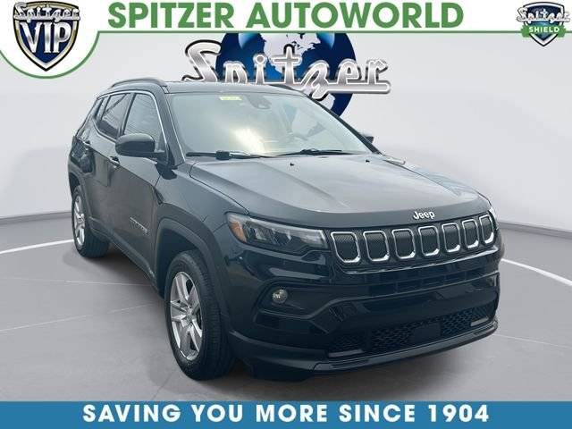 2022 Jeep Compass Latitude 4WD photo