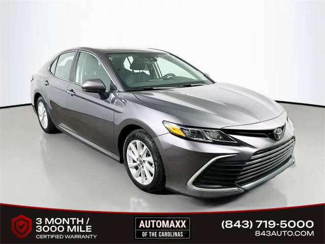 2023 Toyota Camry LE FWD photo