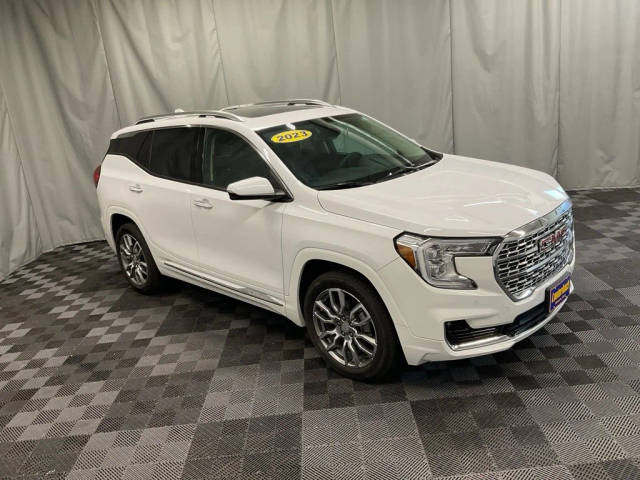 2023 GMC Terrain Denali AWD photo