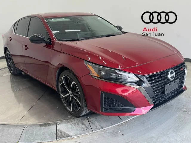 2023 Nissan Altima 2.5 SR FWD photo