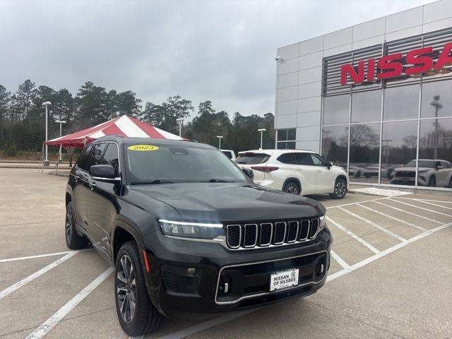 2023 Jeep Grand Cherokee L Overland 4WD photo