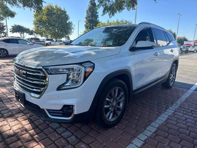 2022 GMC Terrain SLT FWD photo
