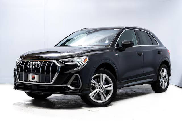 2023 Audi Q3 S line Premium Plus AWD photo