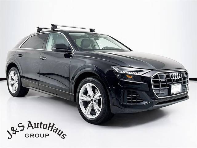 2023 Audi Q8 Premium Plus AWD photo