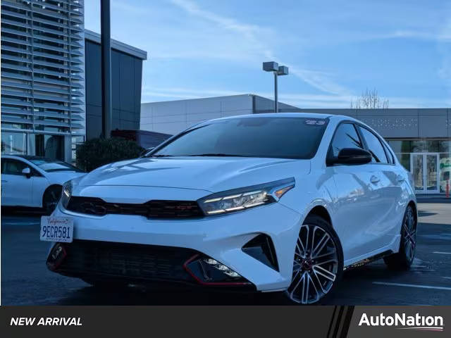 2023 Kia Forte GT FWD photo