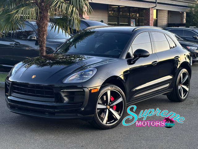 2022 Porsche Macan S AWD photo