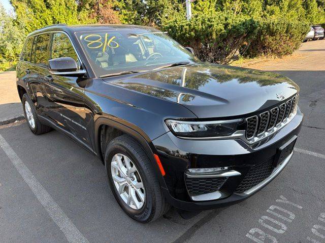 2023 Jeep Grand Cherokee Limited RWD photo