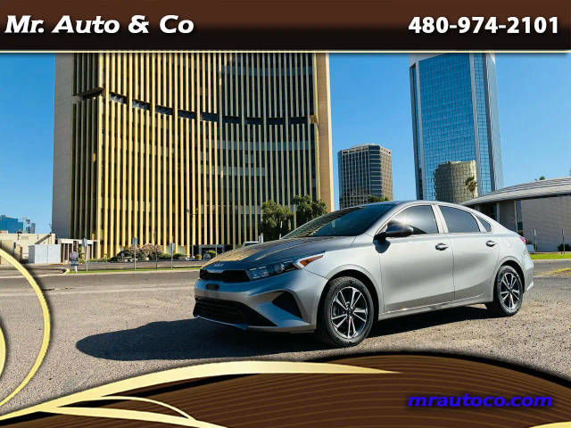 2023 Kia Forte LXS FWD photo