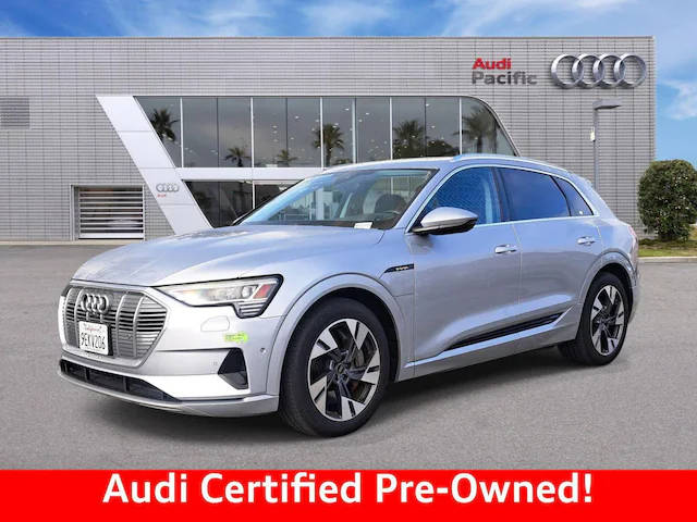 2023 Audi e-tron Premium Plus AWD photo