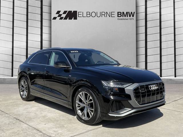 2023 Audi Q8 Prestige AWD photo