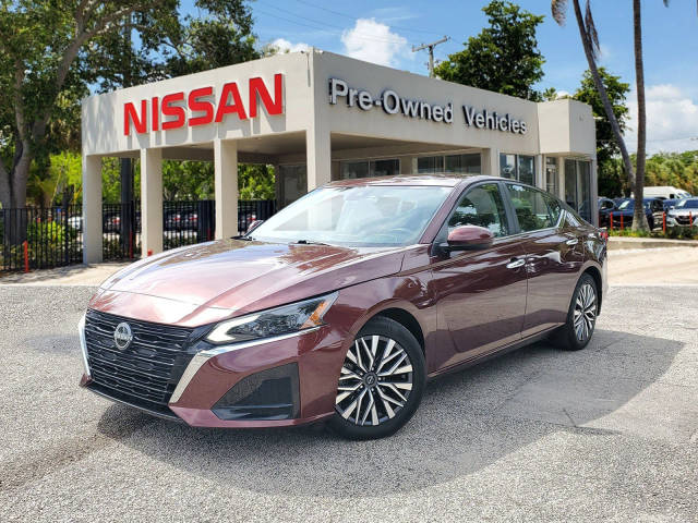 2023 Nissan Altima 2.5 SV FWD photo