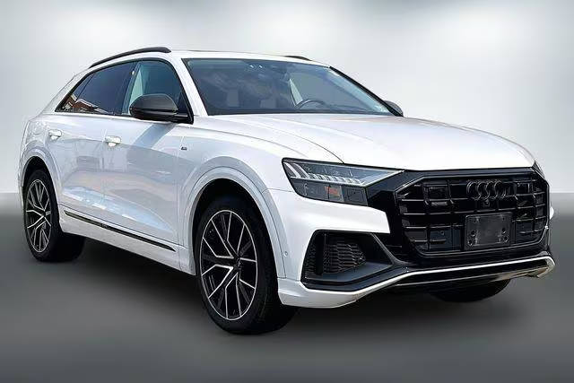 2023 Audi Q8 Prestige AWD photo