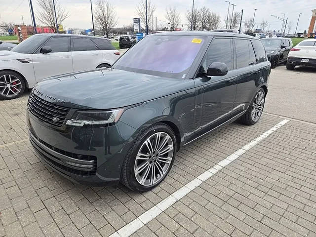 2023 Land Rover Range Rover SE AWD photo