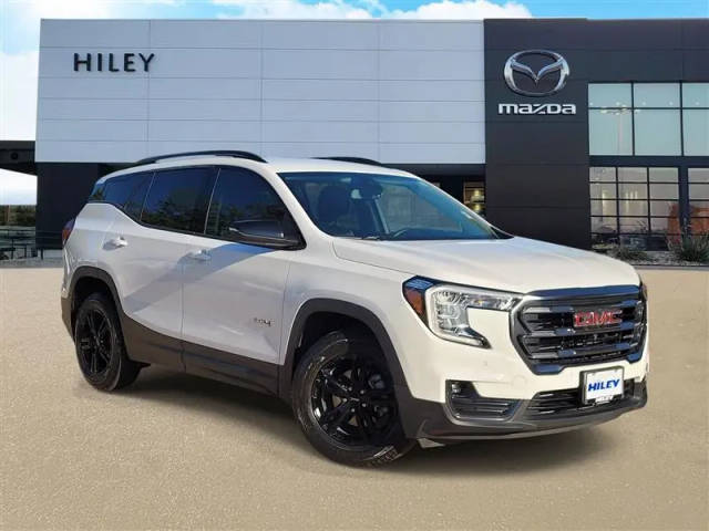 2023 GMC Terrain AT4 AWD photo