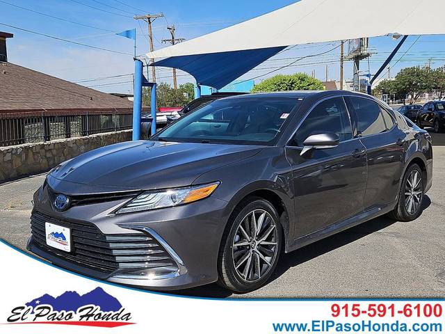 2023 Toyota Camry Hybrid XLE FWD photo