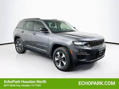 2022 Jeep Grand Cherokee 4WD photo